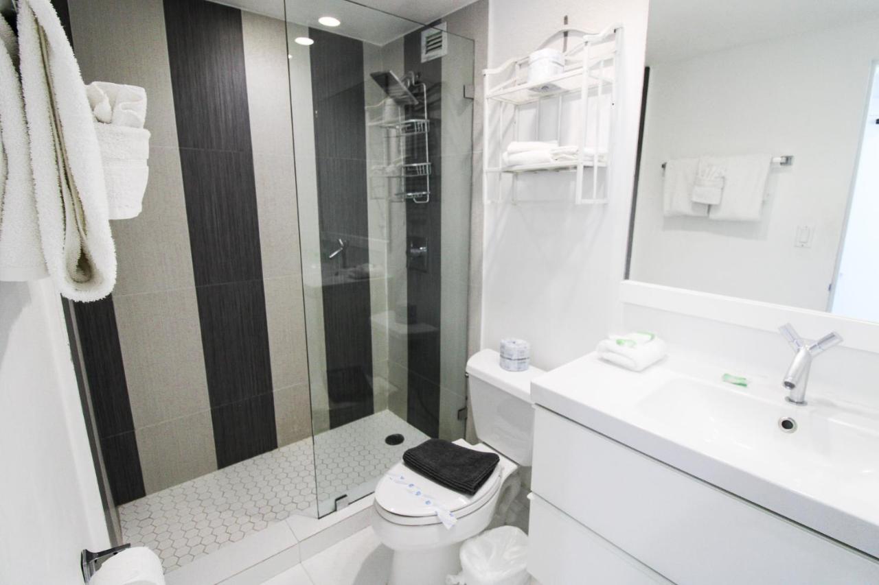Castle 1029 Balcony Studio With Ocean View, Pool, Tennis And Free Parking 마이애미 비치 외부 사진
